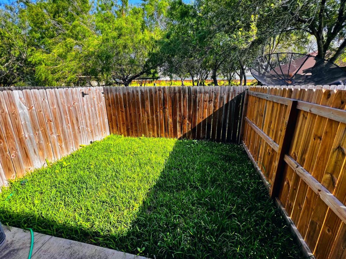 Apartamento Hummingbird Haven 7 W King Bed Free Parking Patio Pharr Exterior foto